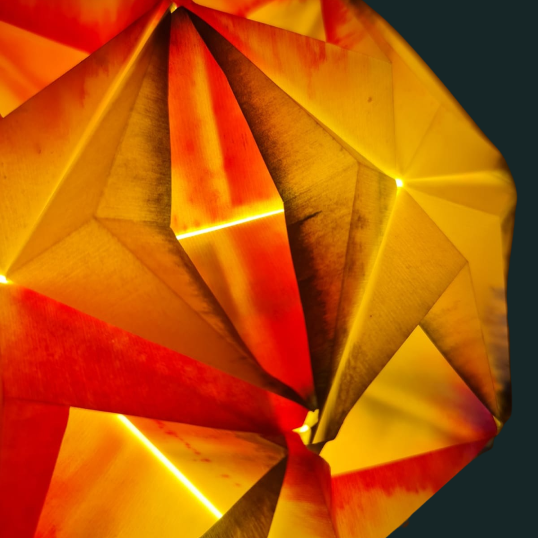 VOLCANIC CANDY origami table lamp-